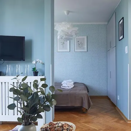 Park Mirowski Apartment